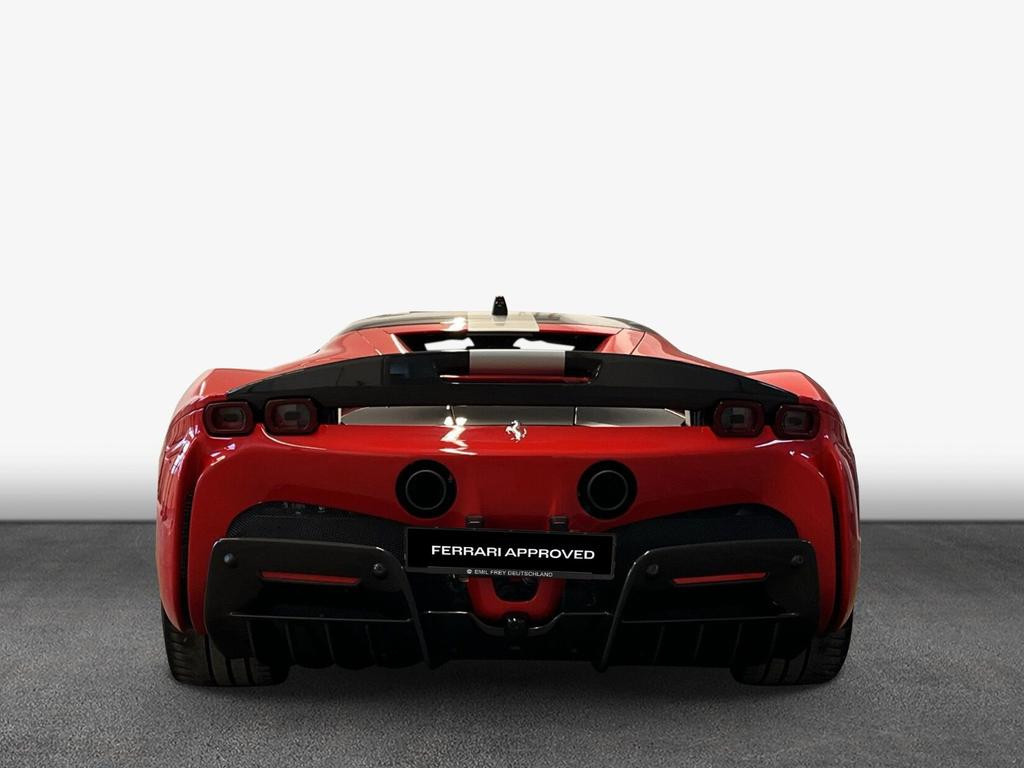 Ferrari SF90