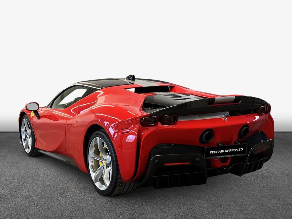 Ferrari SF90