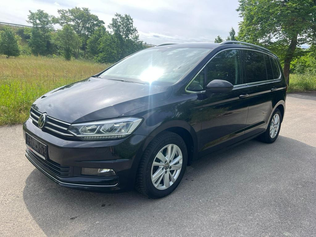 Volkswagen Touran Bluemotion DSG 2.0 TDI