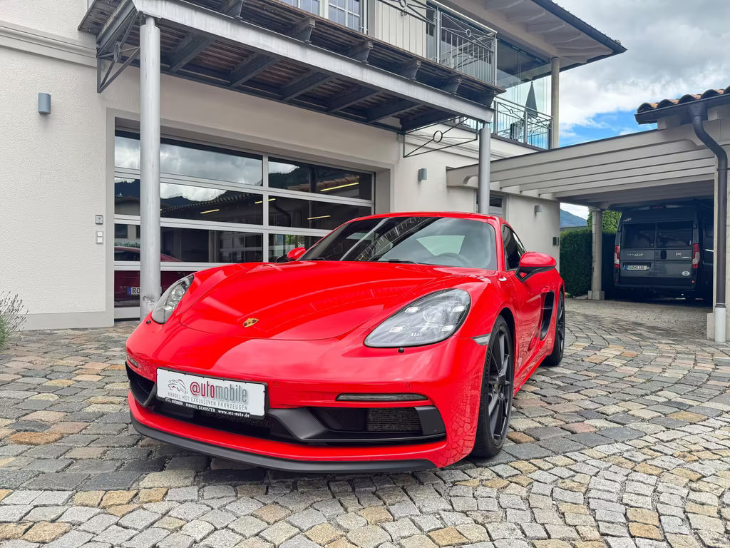 Porsche Cayman GTS