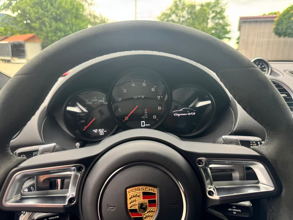 Porsche Cayman