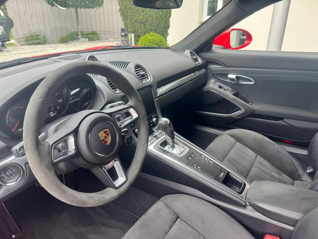 Porsche Cayman