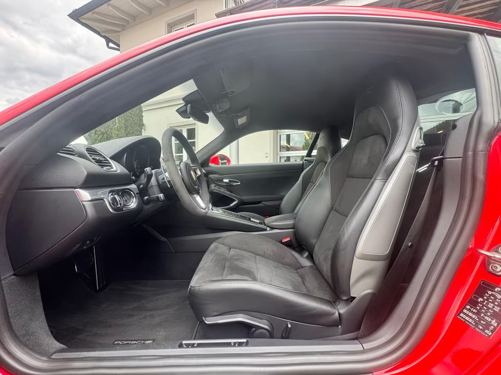 Porsche Cayman