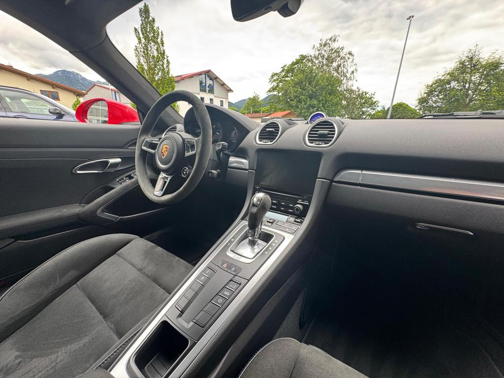 Porsche Cayman