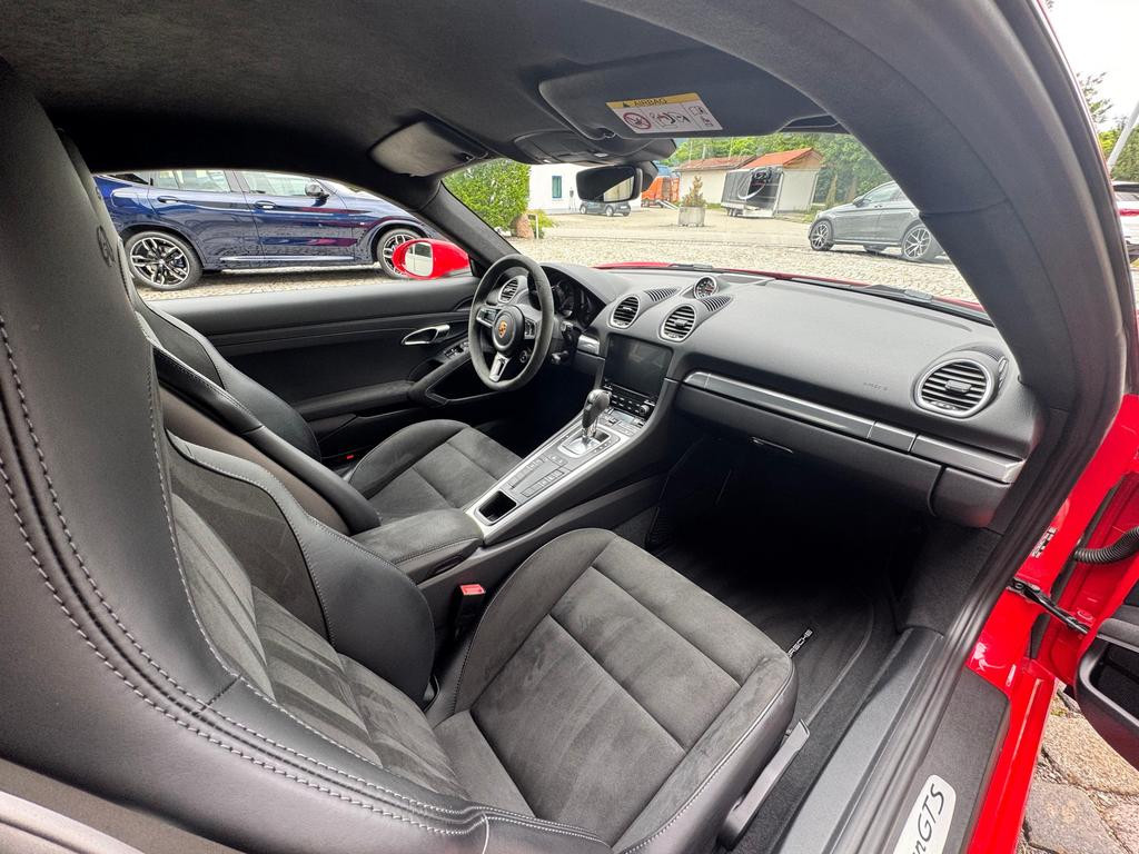 Porsche Cayman