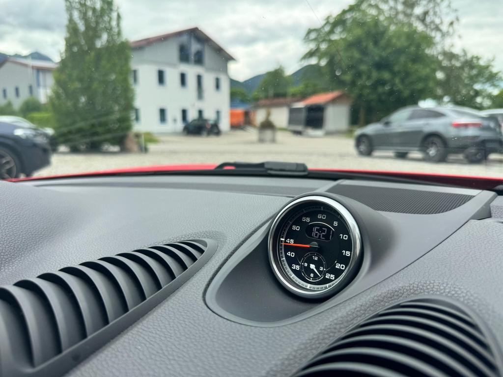 Porsche Cayman