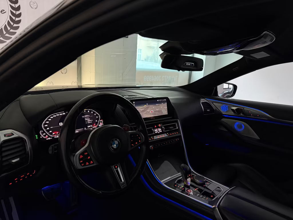 BMW M8