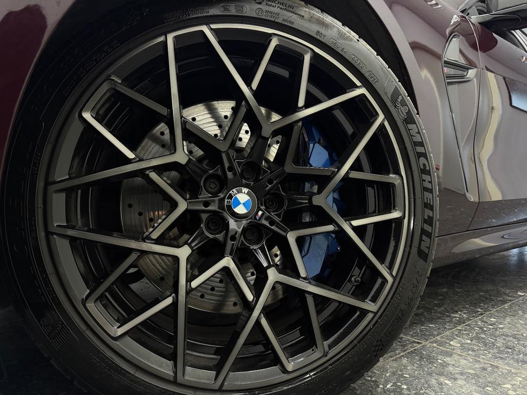 BMW M8