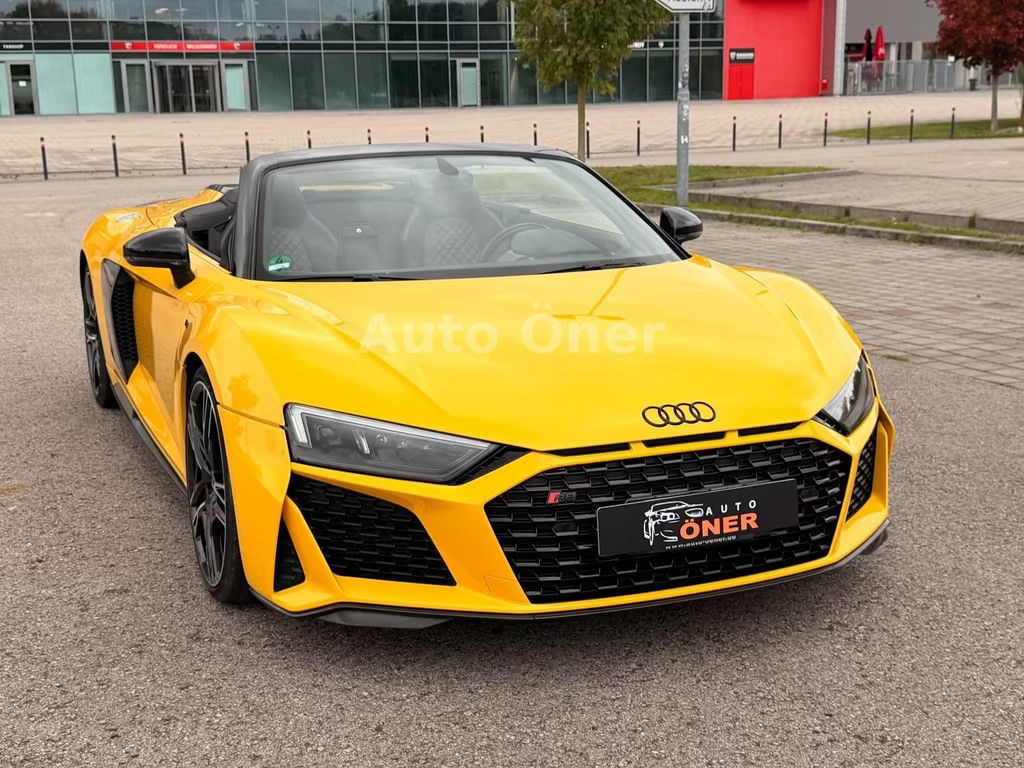 Audi R8
