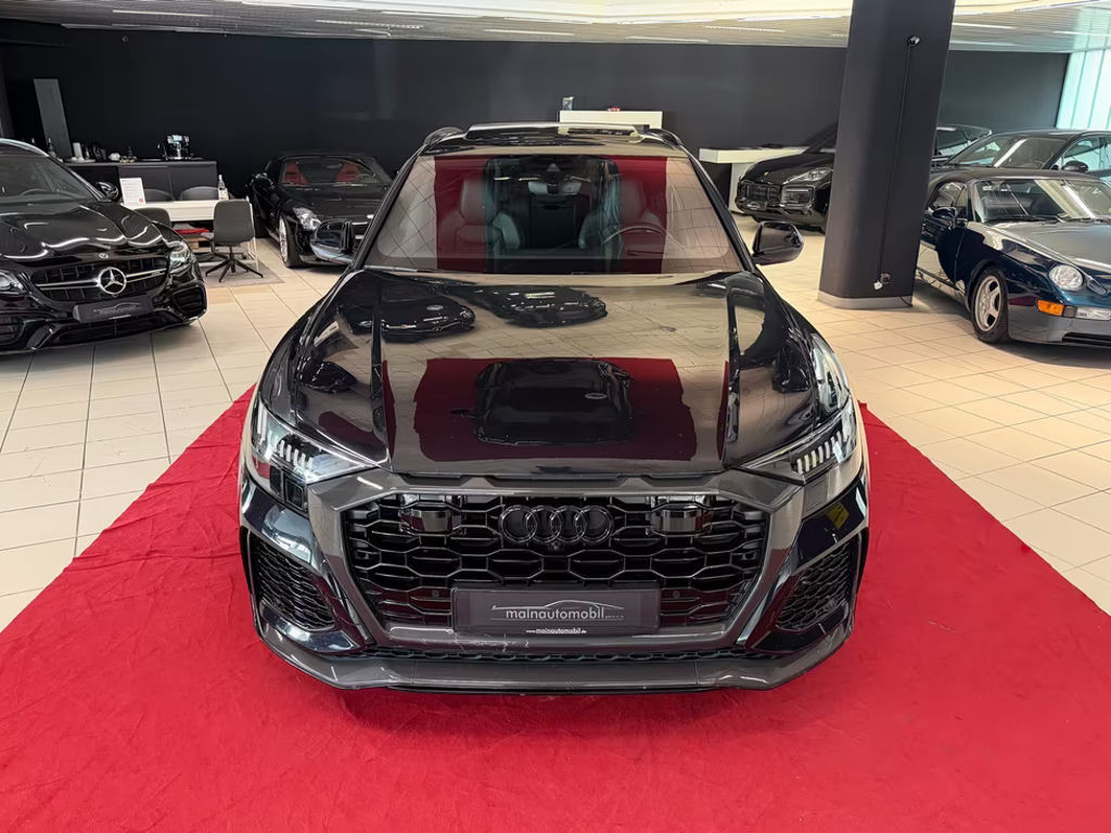 Audi RS Q8