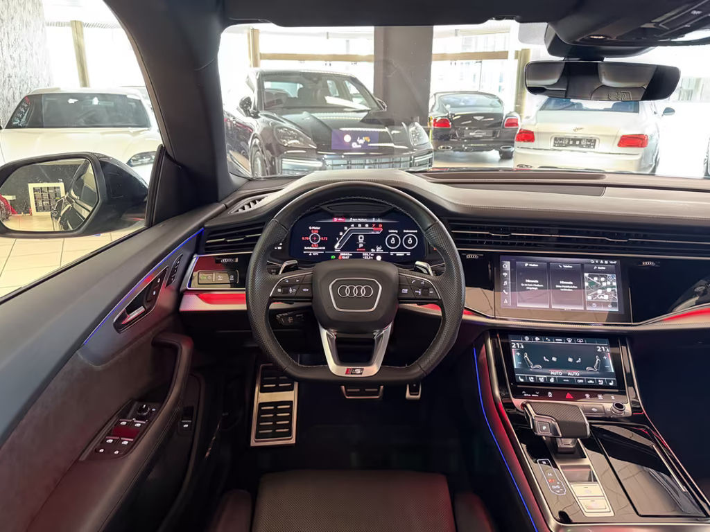 Audi RS Q8