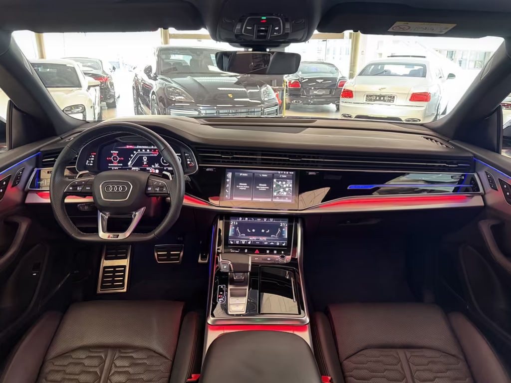 Audi RS Q8