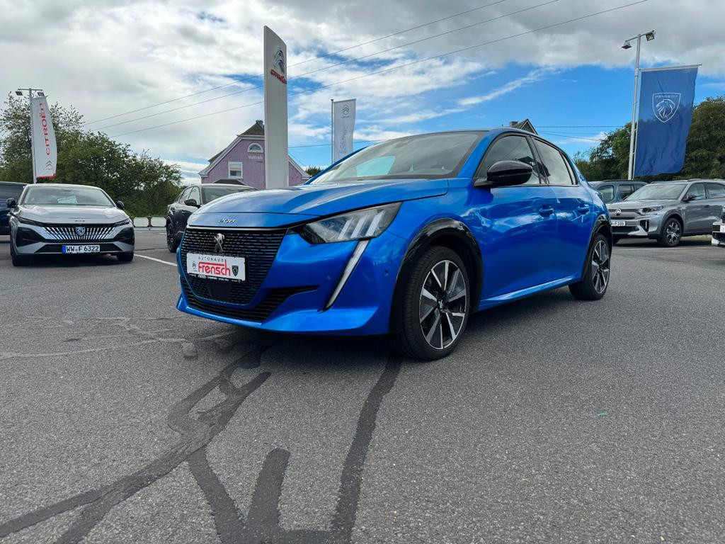 Peugeot e-208