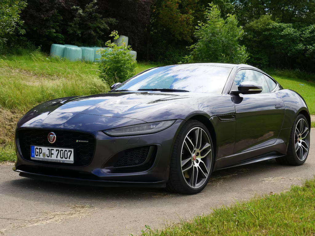 Jaguar F-Type R-Dynamic AWD Coupe