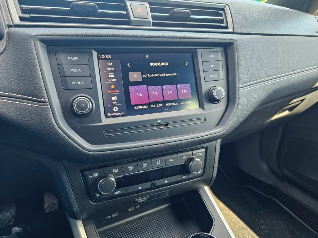 Seat Arona