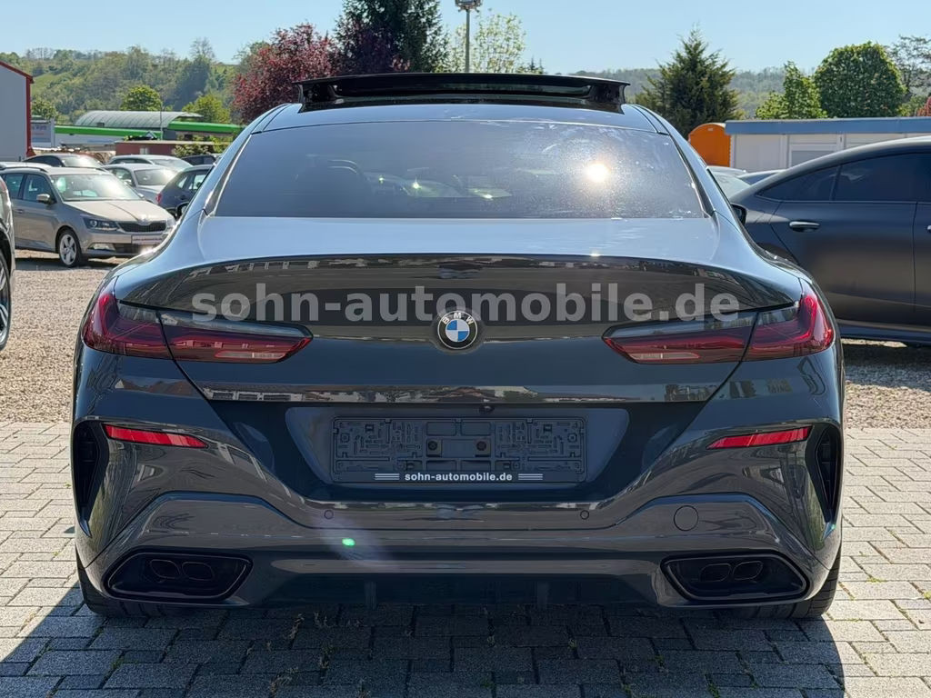 BMW M850