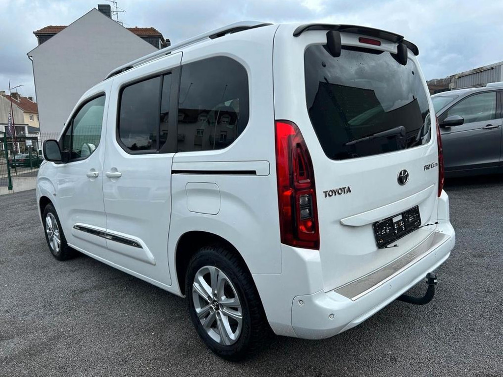 Toyota Proace (Verso)
