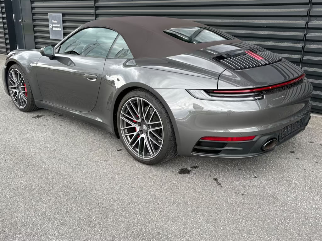 Porsche 911 4 992 Carrera Cabriolet