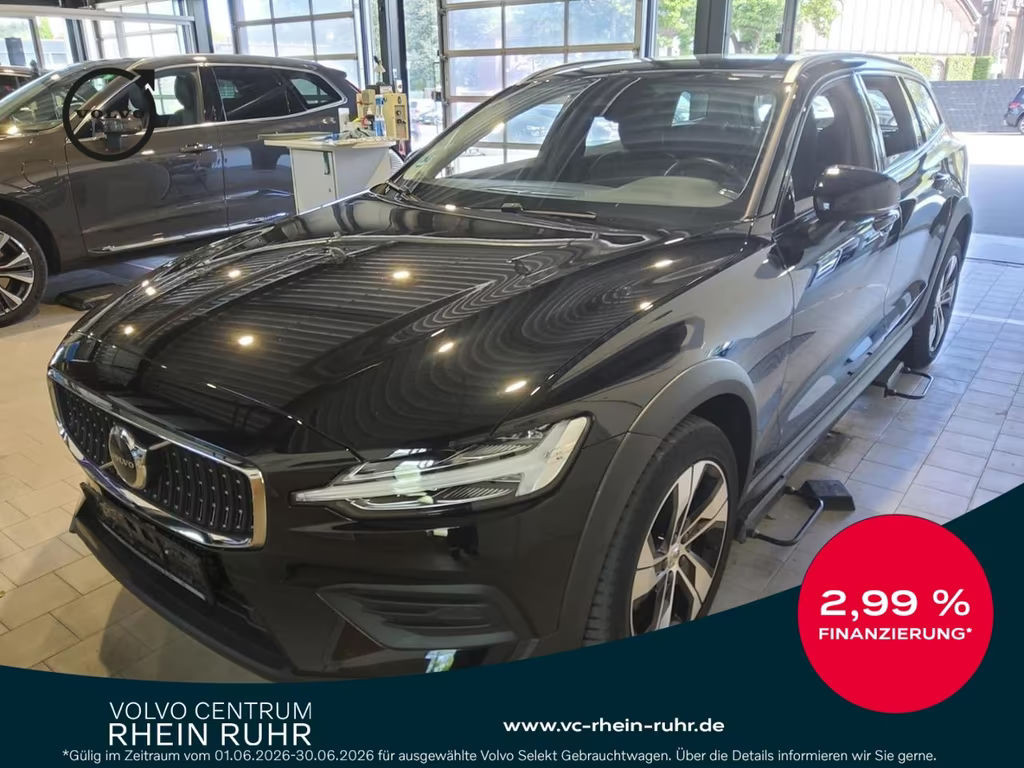 Volvo V60 Cross Country AWD Plus