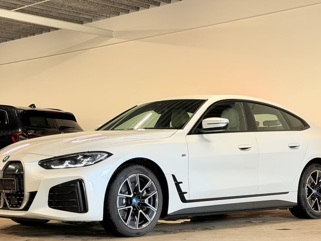 BMW i4 M-Sport Coupé Gran Coupé Sedan
