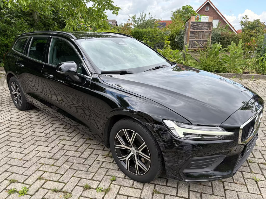 Volvo V60 Core