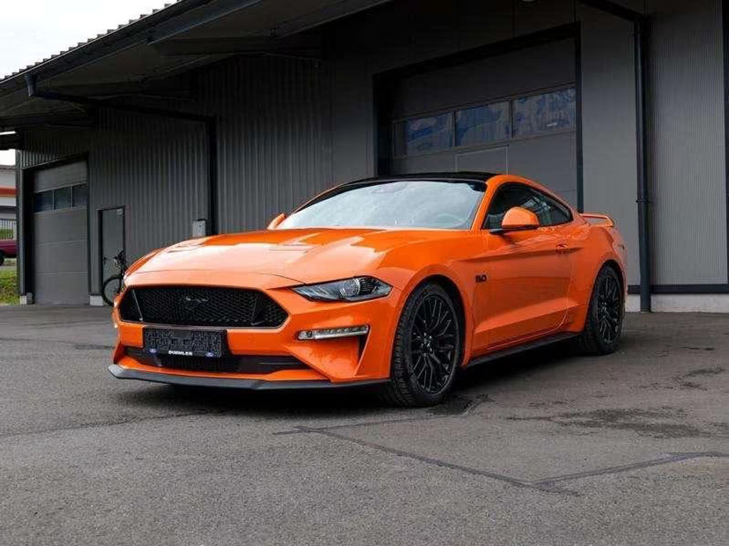 Ford Mustang Fastback GT 5.0 V8