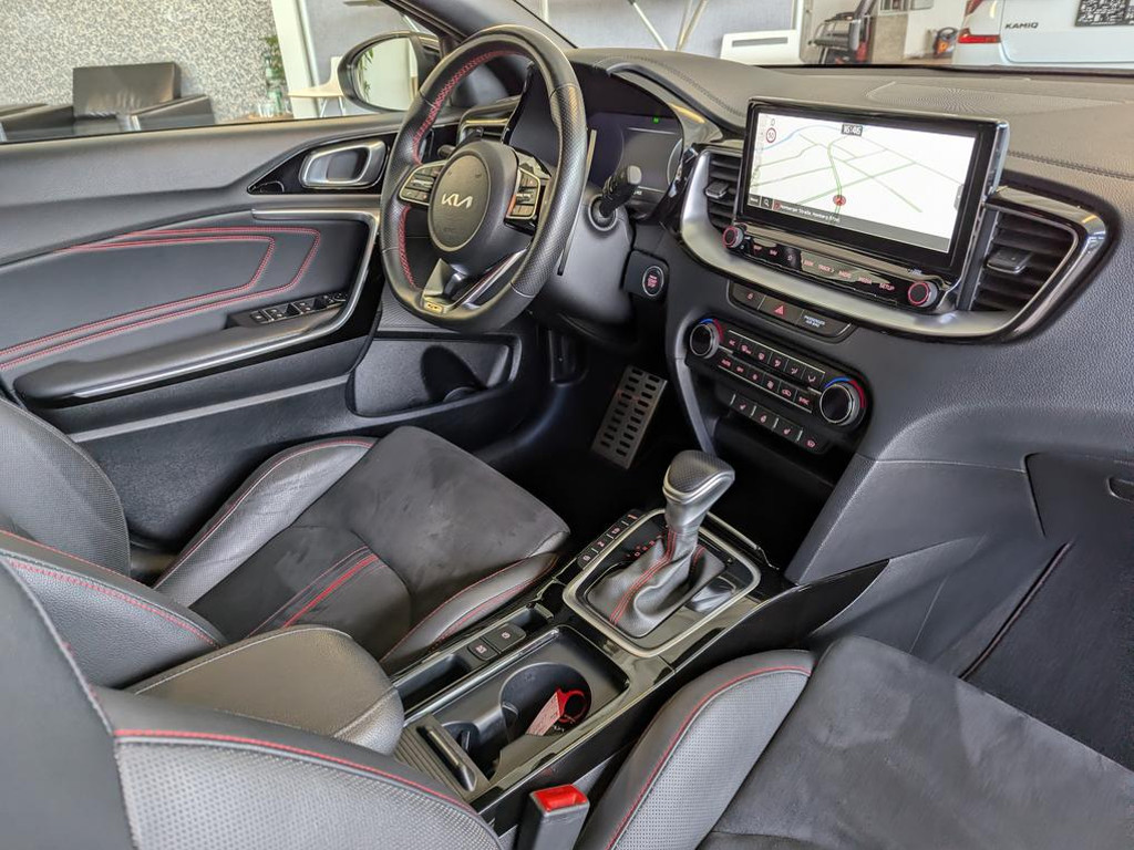 Kia ProCeed
