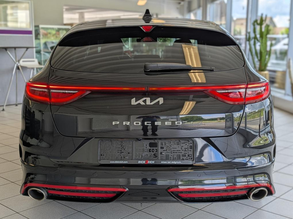 Kia ProCeed