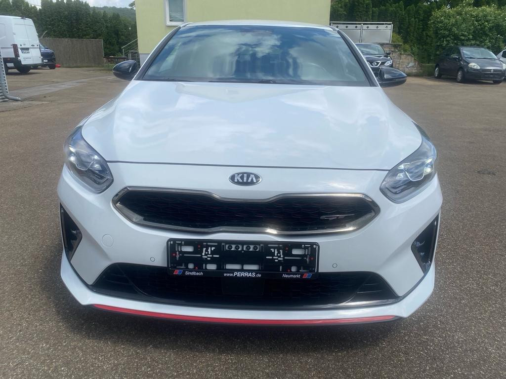 Kia ProCeed
