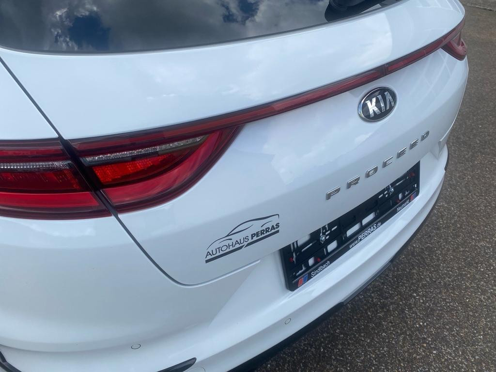 Kia ProCeed
