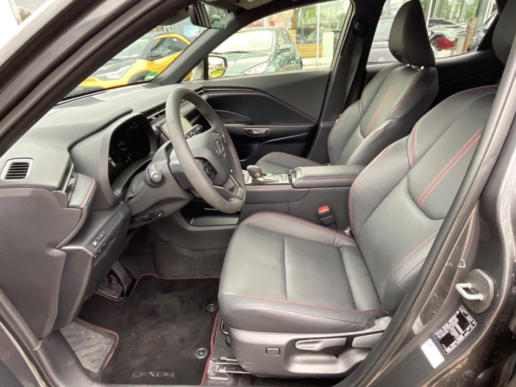Lexus LBX