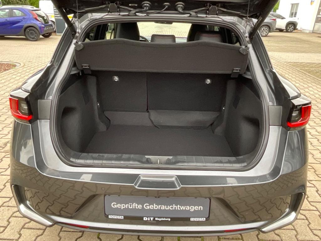 Lexus LBX