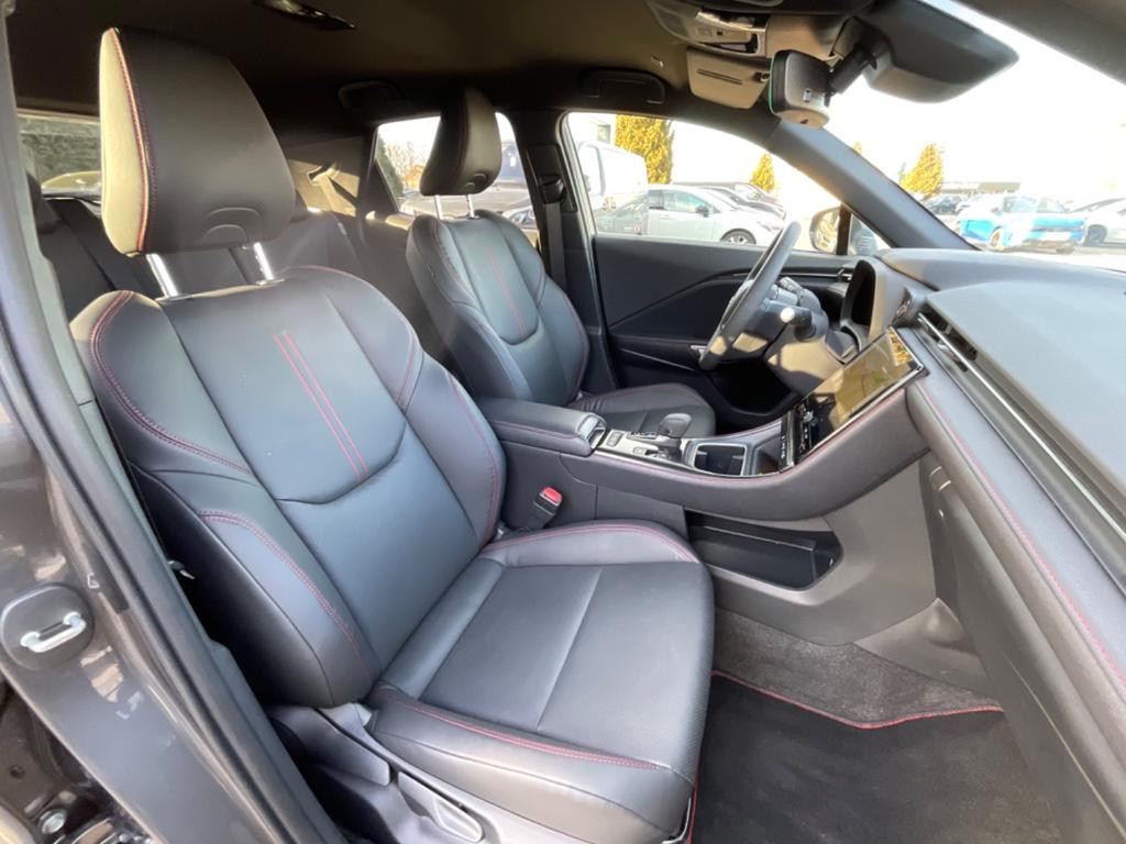 Lexus LBX