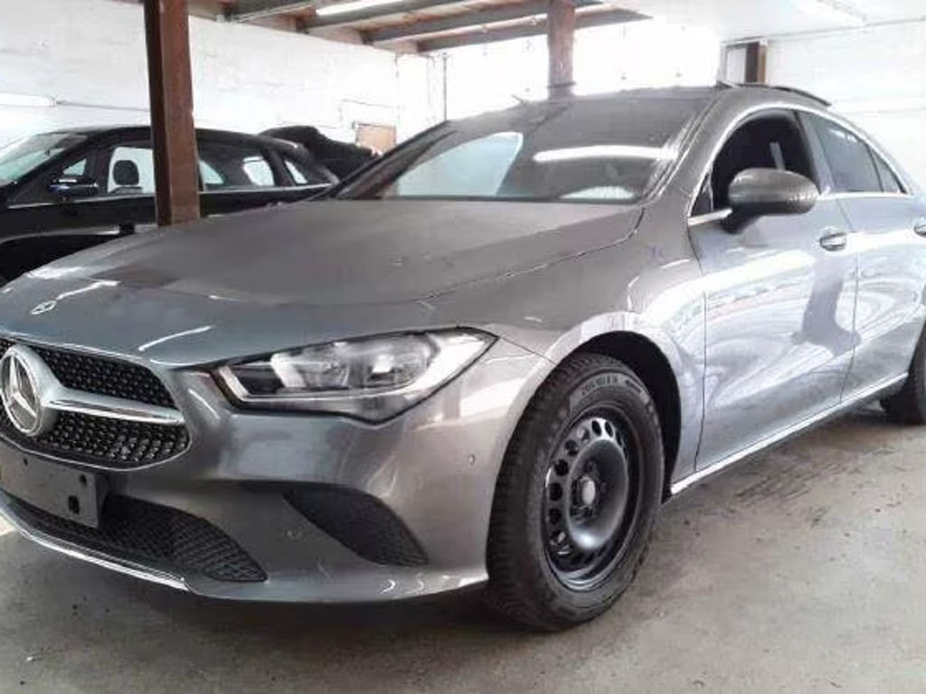 Mercedes-Benz CLA-Klasse CLA 200 Sedan