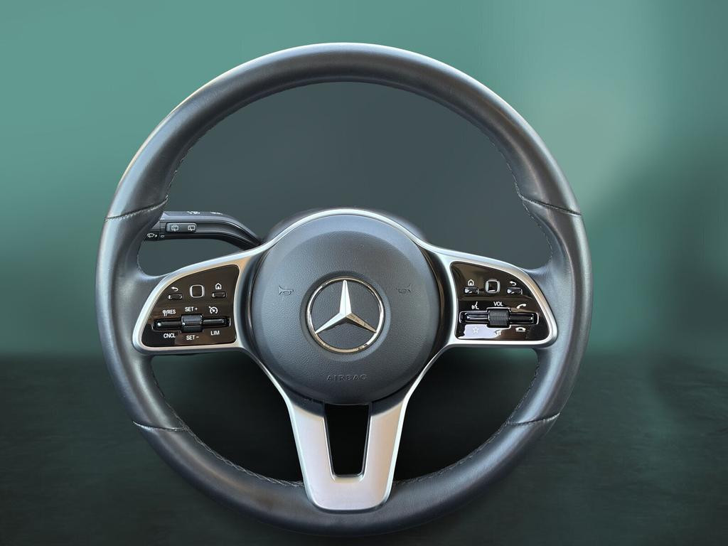 Mercedes-Benz T 180