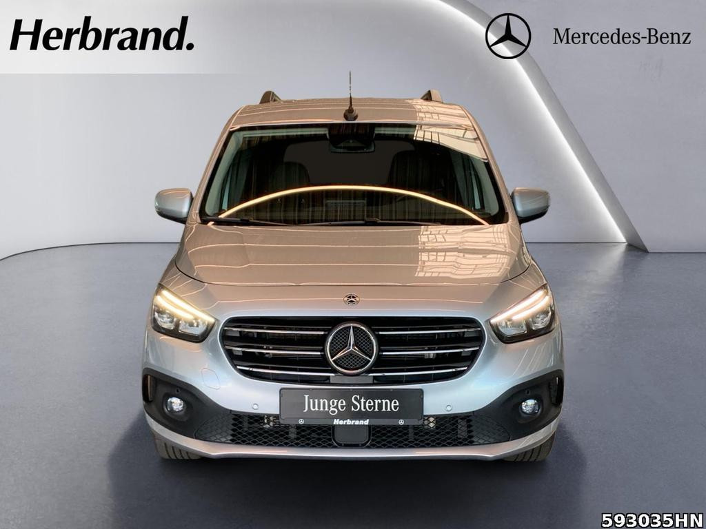 Mercedes-Benz T 180
