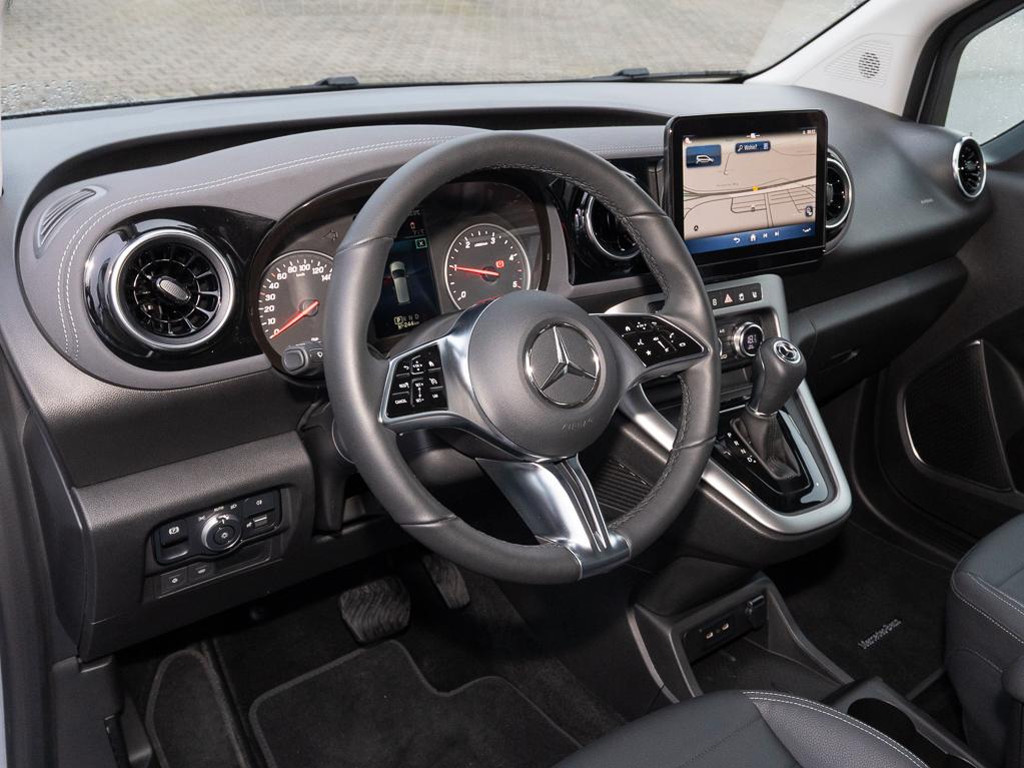 Mercedes-Benz T 180
