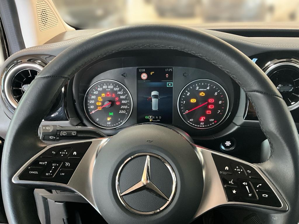Mercedes-Benz T 180