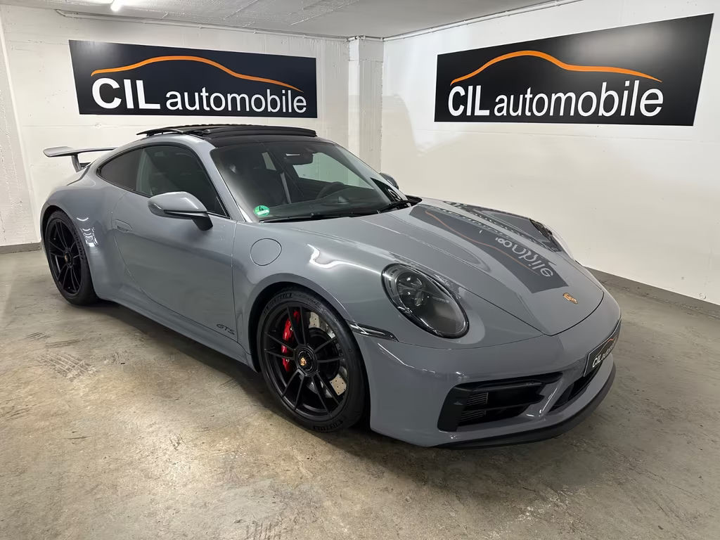 Porsche 911 GTS 992 Carrera