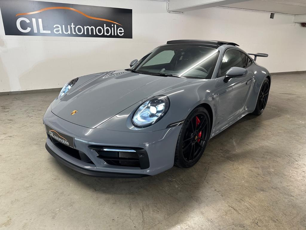 Porsche 911