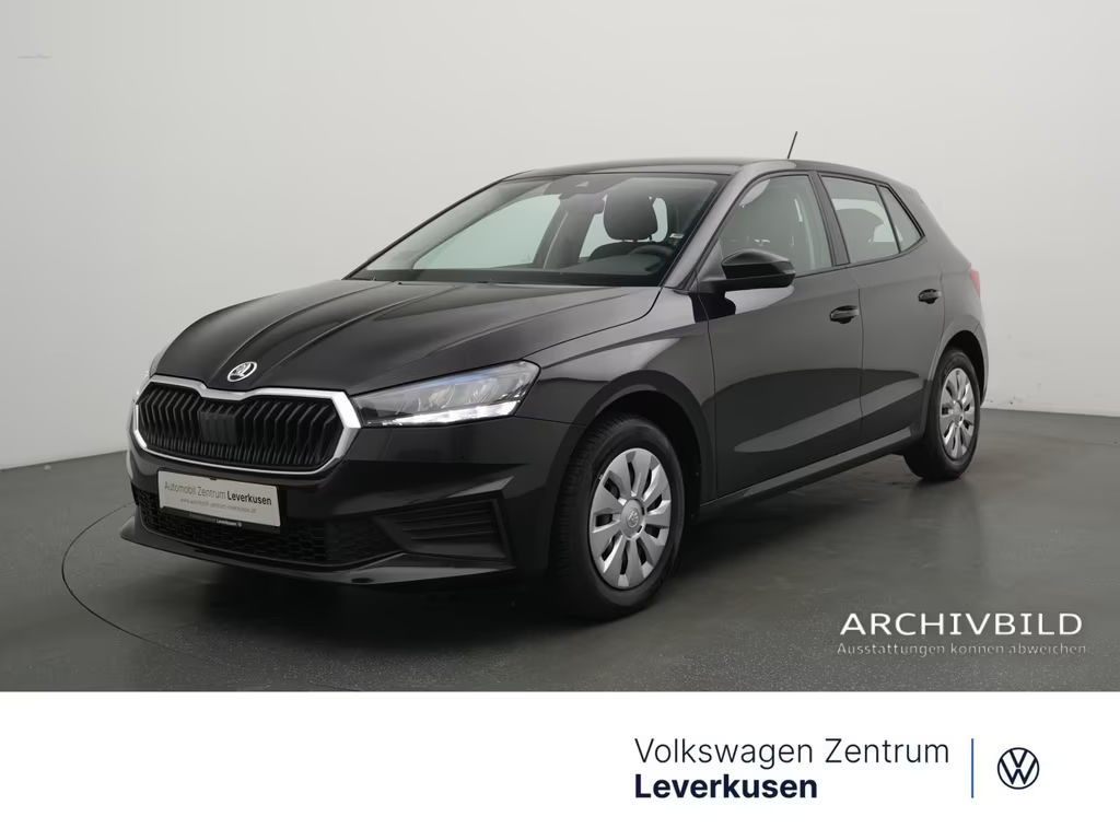 Skoda Fabia ACC NAVI SHZ LED KAM PDC KLIMA
