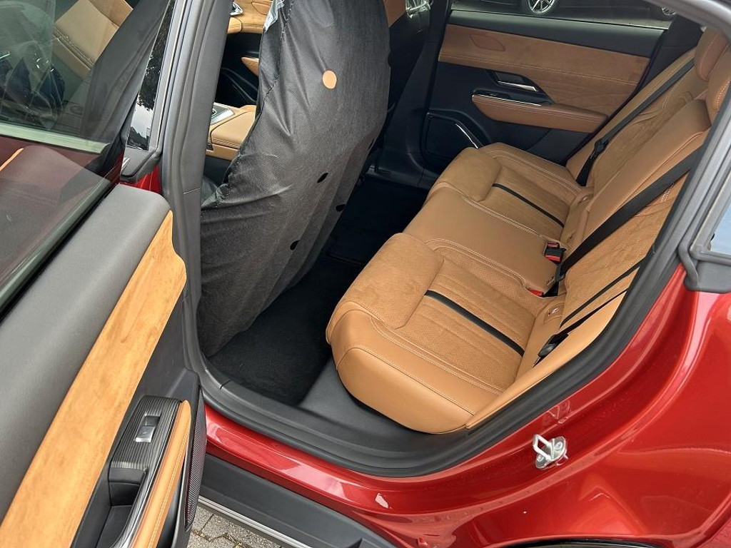 Mazda 6e