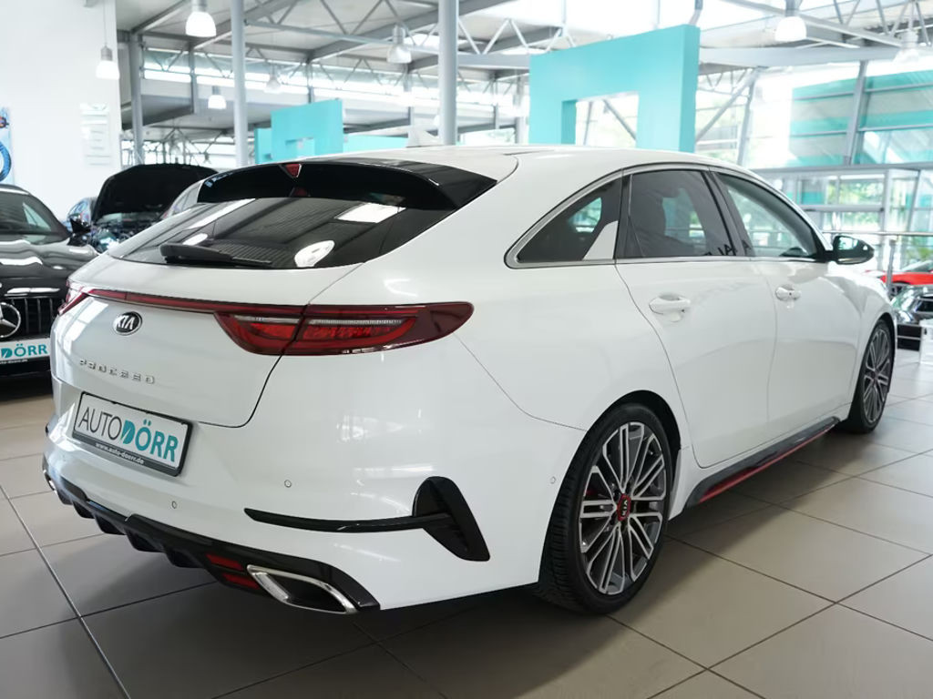 Kia ProCeed