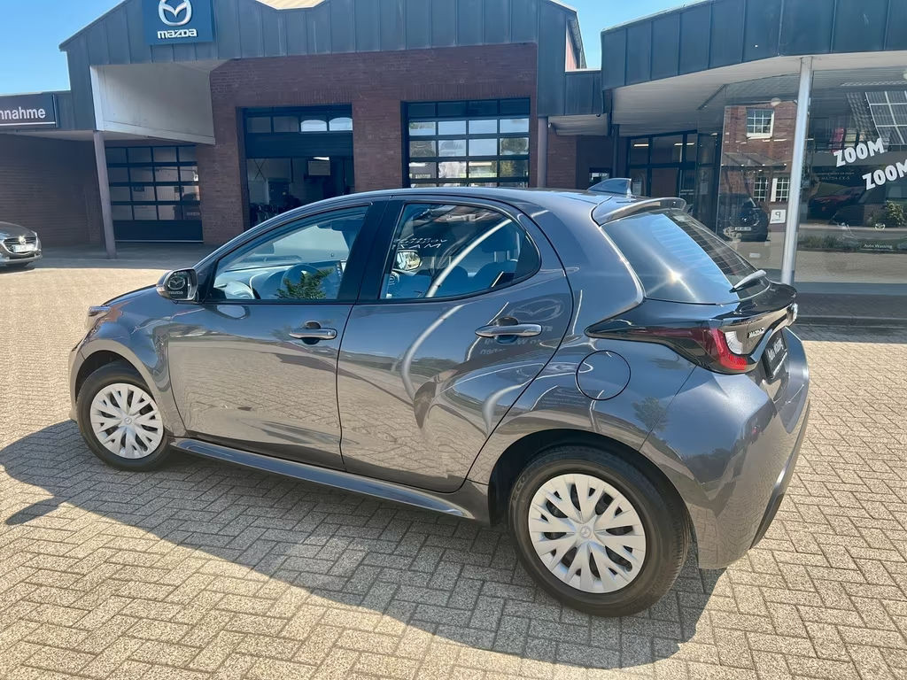 Mazda 2