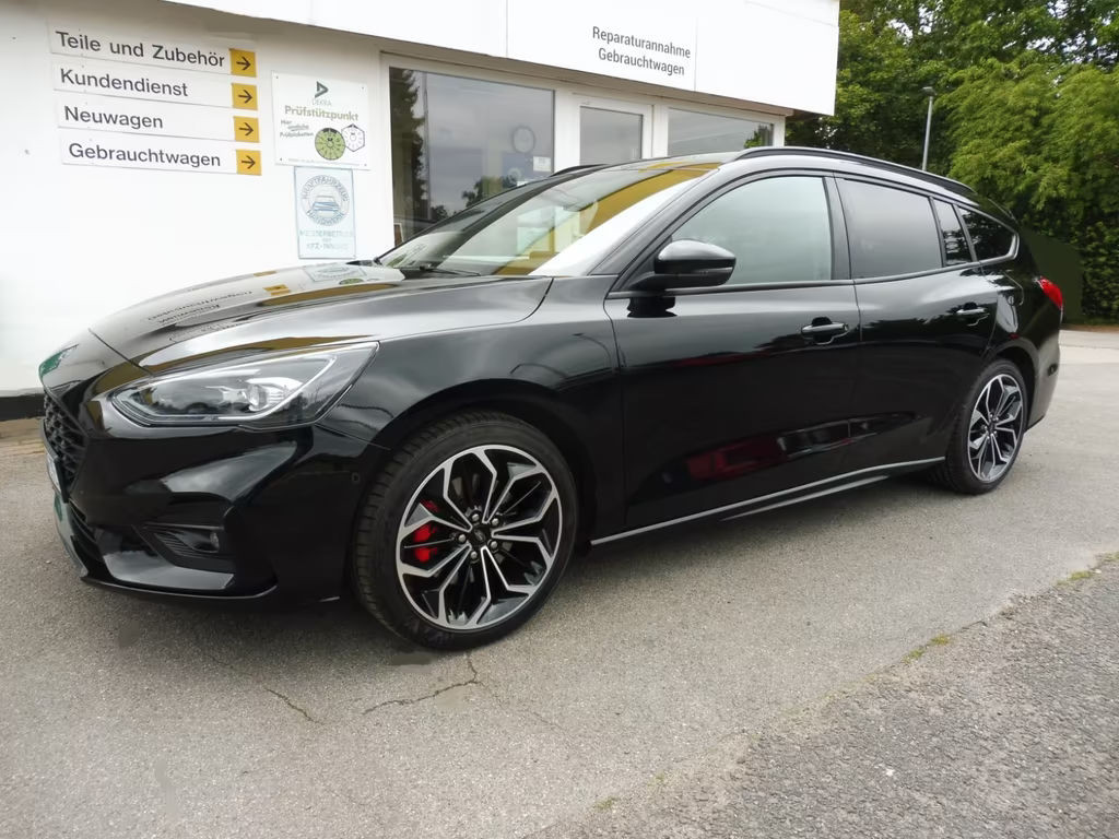 Ford Focus ST Line