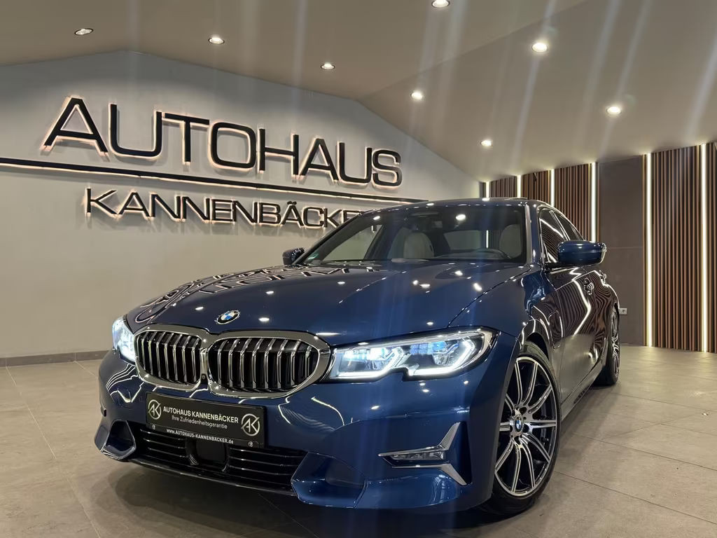 BMW 3 Serie 330 Luxury Line Sedan 330e