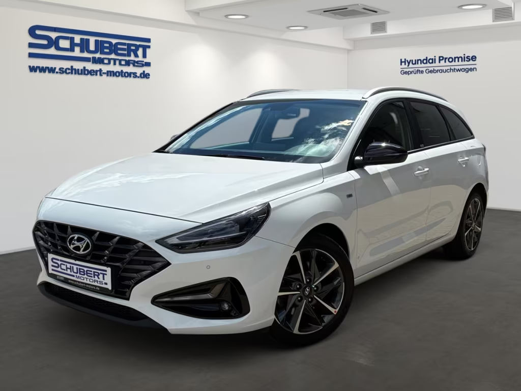 Hyundai i30 1.5 T DCT Kombi Edition 30+ Navigation Kamer