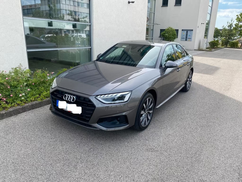 Audi A4 Sedan Quattro 40 TDI