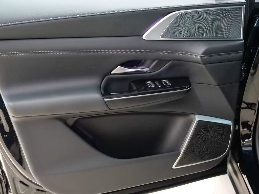 Xpeng G9