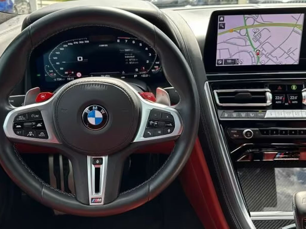 BMW M8